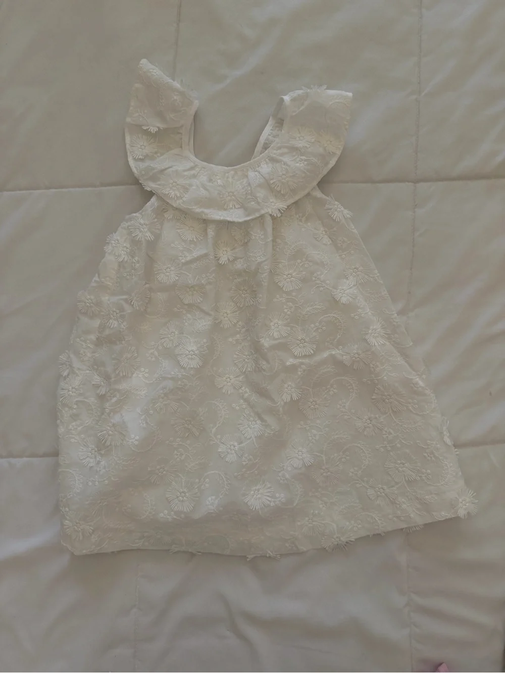 Zara White Floral Appliqué Ruffle Dress